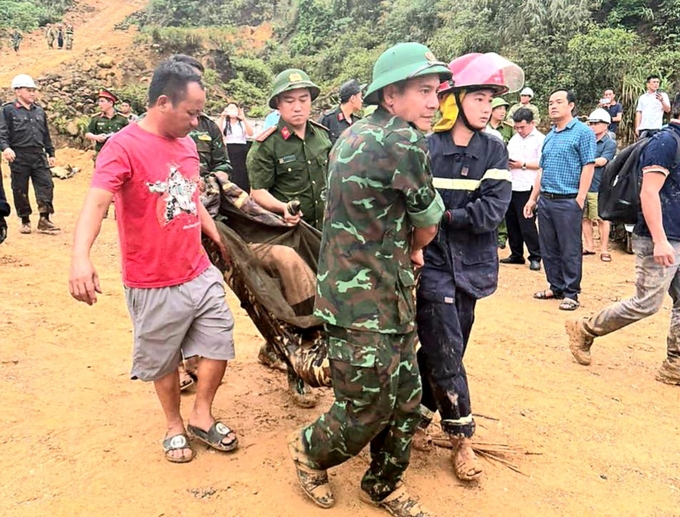 Thủ tướng Chính phủ gửi lời thăm hỏi, chia buồn sâu sắc nhất đến thân nhân các gia đình có người bị nạn.