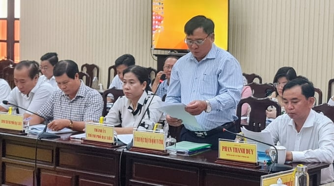Đại diện Ủy ban MTTQ Việt Nam tỉnh Bạc Liêu cho biết tỷ lệ hài lòng của người dân trong xây dựng NTM nâng cao, NTM kiểu mẫu rất cao, từ 95% đến 99,8%. Ảnh: Trọng Linh.