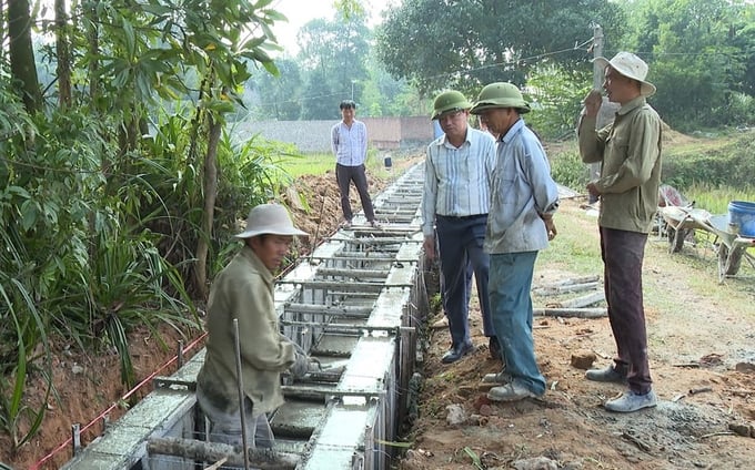 Nhiều tuyến kênh mương tại TP Phổ Yên, tỉnh Thái Nguyên được đầu tư xây dựng trong giai đoạn 2021 - 2023. Ảnh: Phạm Hiếu.