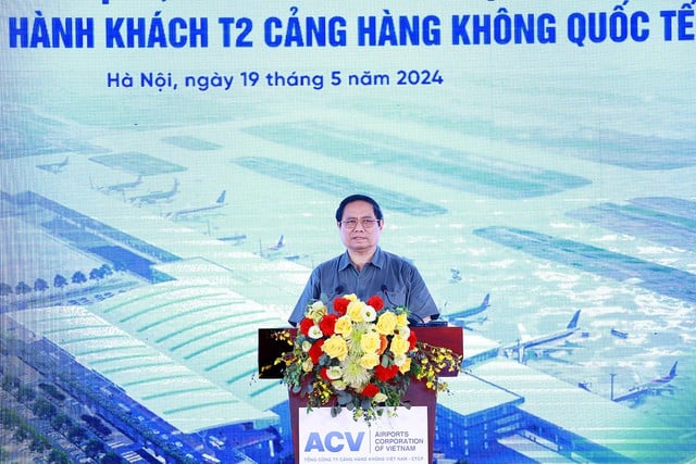 Thủ tướng Phạm Minh Chính dự lễ khởi công dự án mở rộng nhà ga Quốc tế T2 sân bay Nội Bài. Ảnh: VPCP.