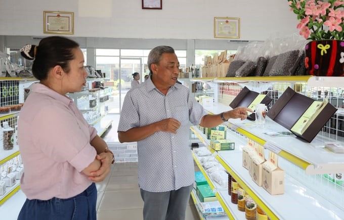 The Kien Cuong Civet Coffee product of Kien Cuong Company Limited was unanimously recommended by the People's Committee for 5-star recognition by the Central Government. Photo: Quang Yen.