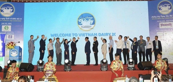 Triển lãm Vietnam Dairy 2024 chính thức khai mạc. Ảnh: Nguyễn Thủy.