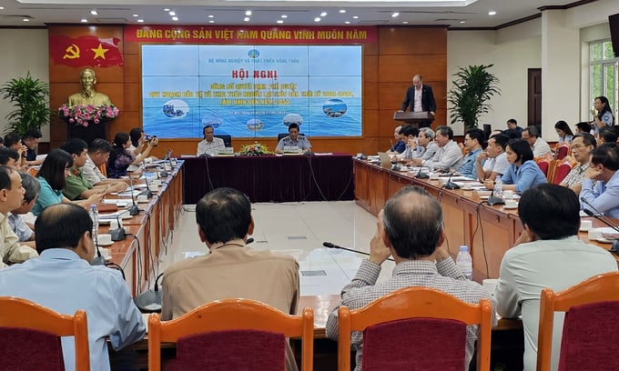 Conference to announce the Planning for protection and exploitation of aquatic resources for the period 2021 - 2030, vision to 2050. Photo: Bao Thang.