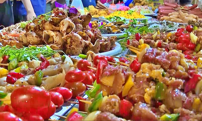 A food stall for tourists in Thua Thien Hue Province. Photo: ILRI.