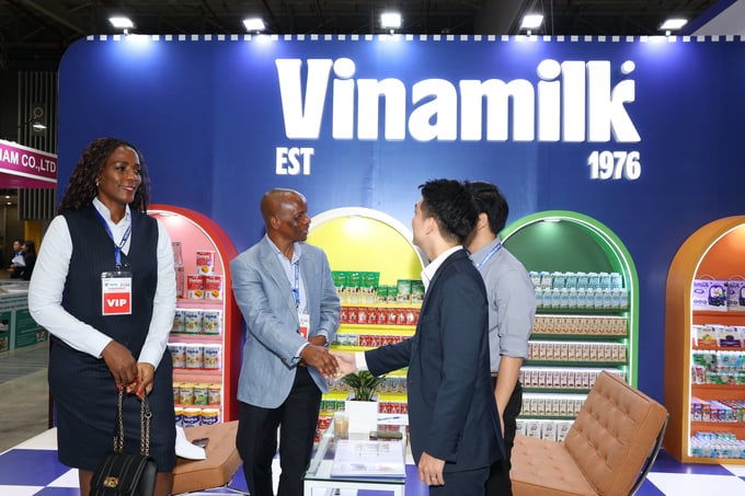 The Vietnam International Sourcing Expo 2024 has attracted partners from various markets around the world, including Africa, Japan, Southeast Asia, and South America.