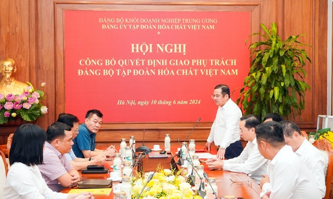 Ông Phùng Quang Hiệp bày tỏ niềm vinh dự và cảm ơn Ban Thường vụ Đảng ủy Khối Doanh nghiệp Trung ương đã tin tưởng giao nhiệm vụ, trọng trách.