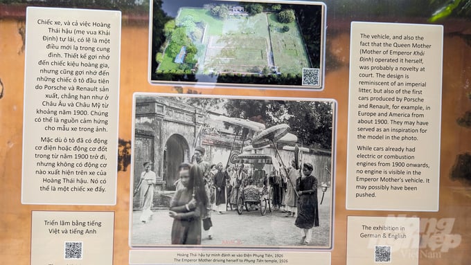Hình ảnh tư liệu trưng bày trong lầu Tịnh Minh.