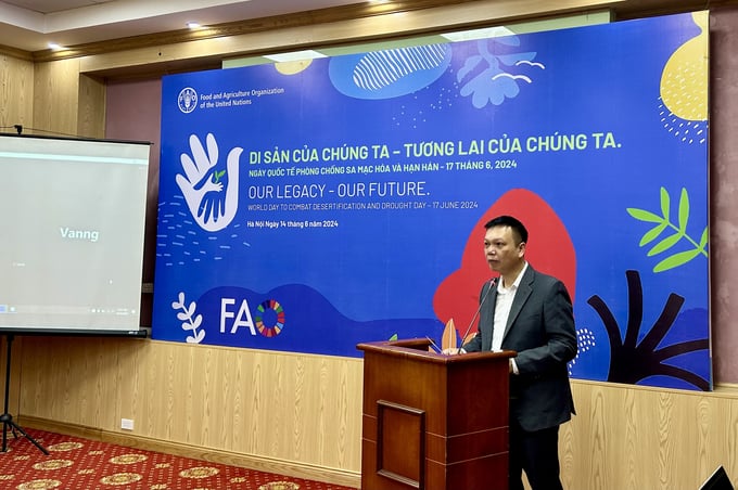 Ông Nguyễn Song Hà, Trợ lý đại diện FAO tại Việt Nam cho biết, FAO đang tích cực hợp tác với các đối tác quốc gia và các bên liên quan tại Việt Nam để nâng cao quản lý bền vững tài nguyên đất và nước.
