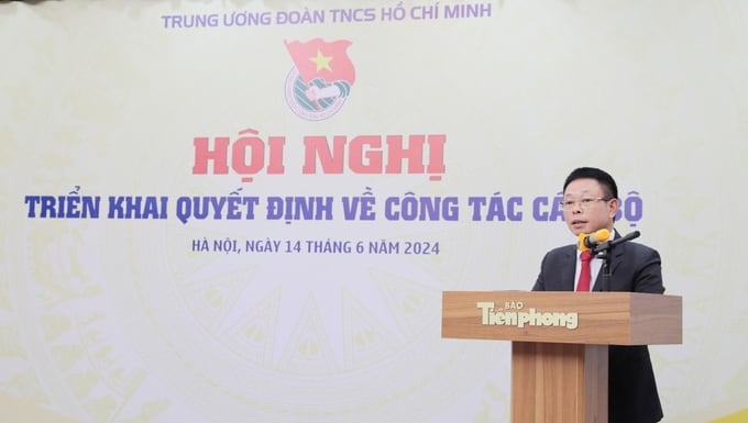 Nhà báo Phùng Công Sưởng làm Tổng Biên tập báo Tiền Phong. Ảnh: TP.