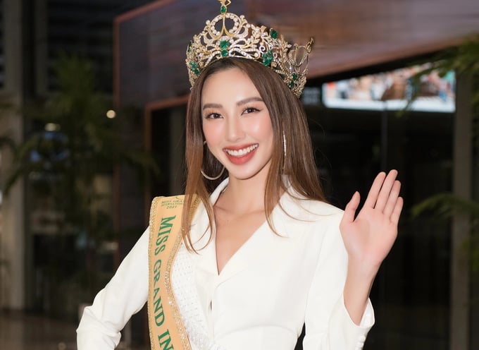 Hoa hậu Thùy Tiên luôn được các khán giả mến mộ bởi sự thân thiện và tốt bụng.