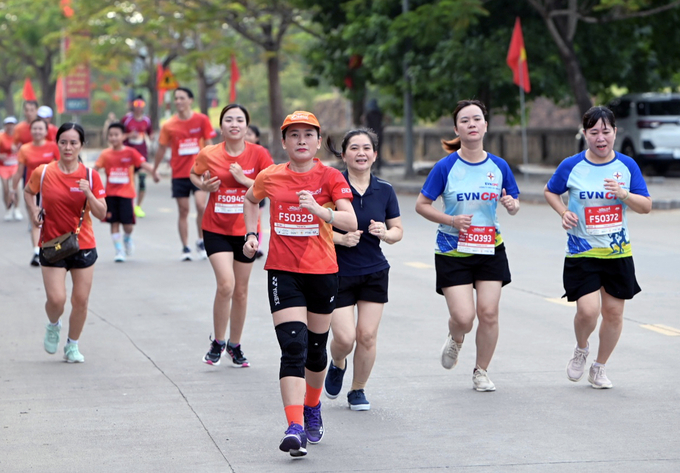 Các vận động viên tranh tài tại Quảng Trị Marathon - Hành trình về Đất lửa.