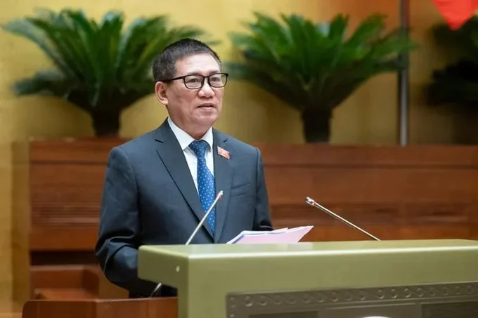 Minister of Finance Ho Duc Phoc presented the Proposal for the amended Value Added Tax Law.