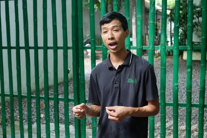 Mr Tran Van Truong, the coordinator of peripheral conservation activities at SVW, shared insights into the breeding process of Owston's civets.