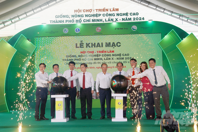 Khai mạc Hội chợ - Triển lãm giống, nông nghiệp công nghệ cao TP.HCM, lần X - năm 2024. Ảnh: Nguyễn Thủy.