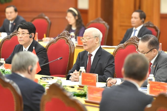 General Secretary Nguyen Phu Trong held a discussion with President Vladimir Putin at the Party Central Committee Headquarters. Photo: Dang Khoa.