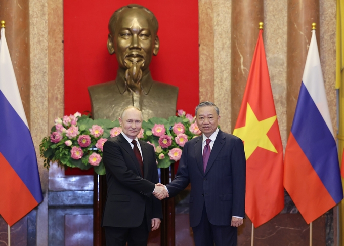 Chủ tịch nước Tô Lâm chủ trì lễ đón và hội đàm với Tổng thống Putin tại Phủ Chủ tịch sáng 20/6. Ảnh: Tùng Đinh.