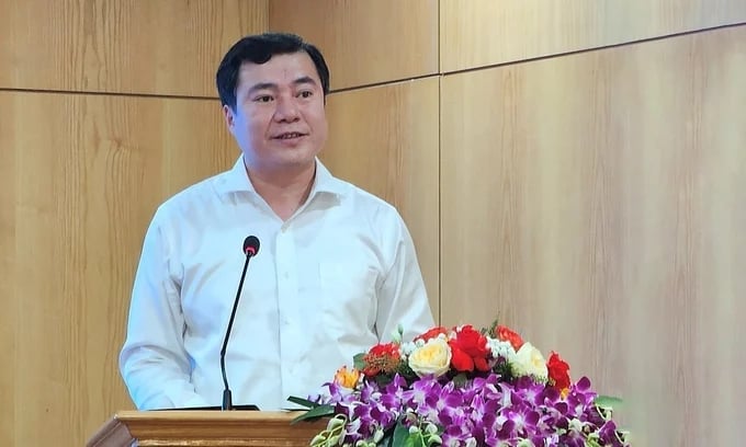 Deputy Minister Nguyen Sinh Nhat Tan proposed a shift in focus towards solutions to boost exports, including agricultural exports, in the last six months of 2024. Photo: Bao Thang.