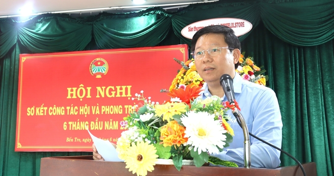 Ông Trần Thanh Lâm, Phó Bí thư Thường trực Tỉnh uỷ Bến Tre đề nghị Hội Nông dân đề nghị thực hiện cao điểm thi đua 'Đồng Khởi mới'. Ảnh: Minh Đảm.