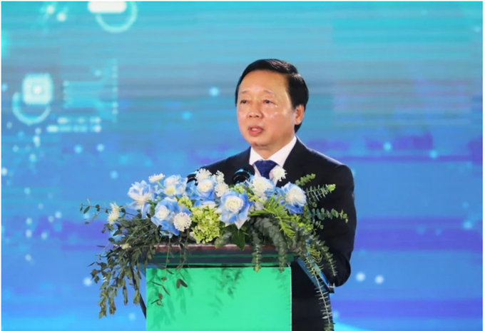 Deputy Prime Minister Tran Hong Ha delivered a speech at the groundbreaking ceremony.