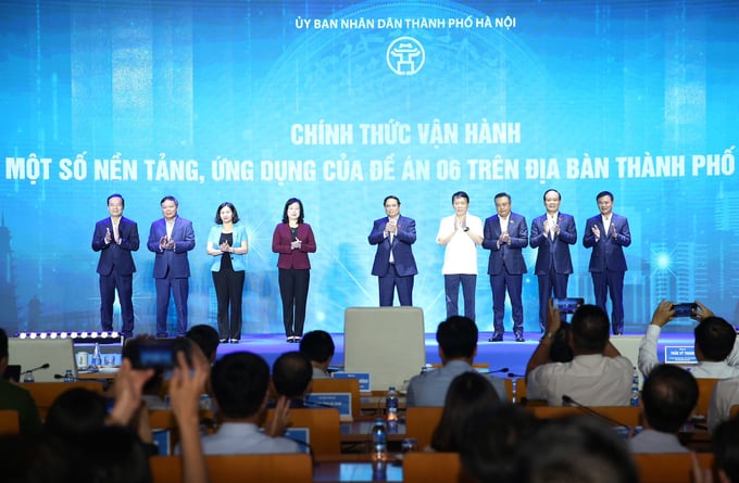 Ngày 28/6, tại trụ sở UBND Thành phố Hà Nội đã diễn ra hội nghị sơ kết 06 tháng đầu năm 2024 thực hiện Đề án 06; đánh giá kết quả thí điểm lập Hồ sơ sức khỏe điện tử, cấp Lý lịch tư pháp trên ứng dụng VneID.