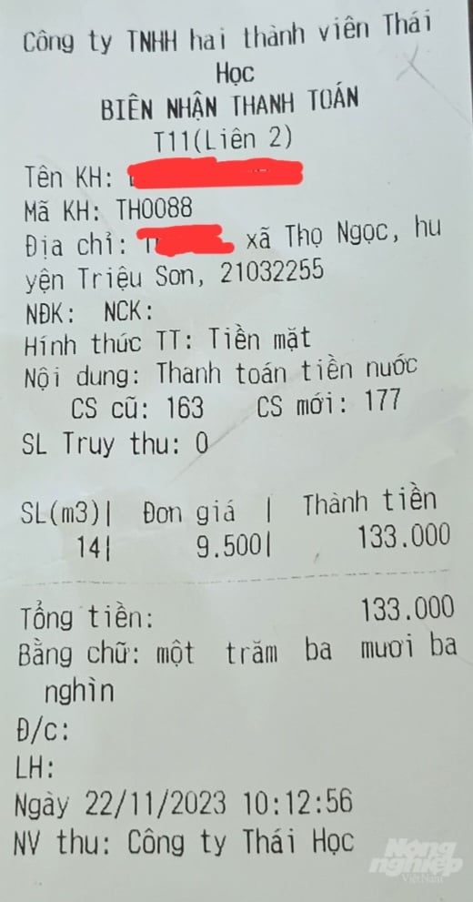 Thay vì xuất hóa đơn giá trị gia tăng, Công ty TNHH hai thành viên Thái Học chỉ làm biên nhận thanh toán và gửi cho các hộ dân để thu tiền nước. Ảnh: An Nhiên.