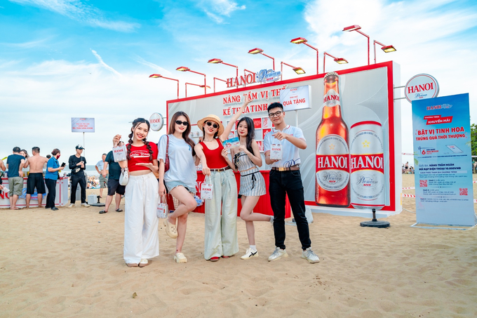 Khu vực quà tặng Hanoi Premium Bar.