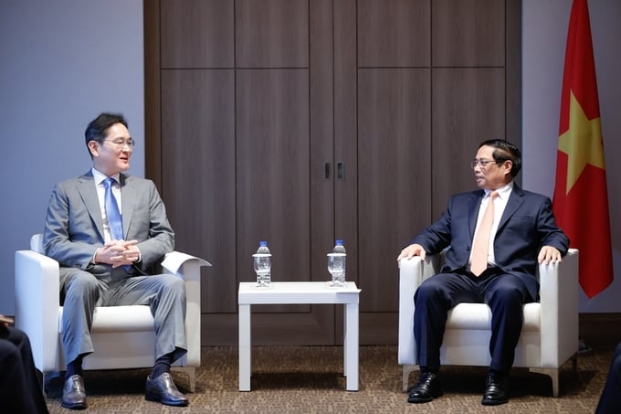 Thủ tướng Phạm Minh Chính tiếp ông Lee Jae Yong, Chủ tịch tập đoàn Samsung. Ảnh: VGP/Nhật Bắc.