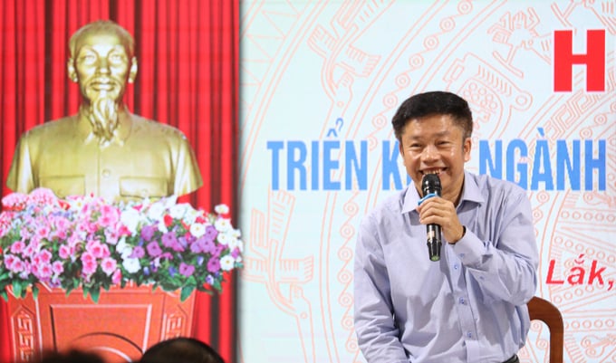 Ông Nguyễn Văn Hà, Phó Giám đốc Sở NN-PTNT tỉnh Đắk Lắk cho rằng, Bộ NN-PTNT cần hỗ trợ xây dựng và ban hành các quy trình chuẩn về canh tác, thu hoạch sầu riêng. Ảnh: Quang Yên.