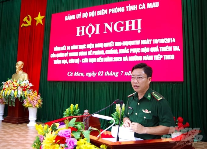 Phạm Minh Giang, Bí thư Đảng ủy, Chính ủy BĐBP tỉnh phát biểu tại hội nghị. Ảnh: Hoàng Tá.