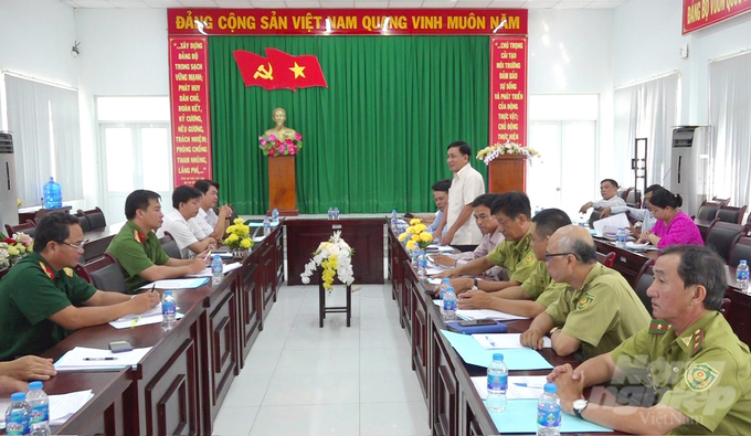 Ban Quản lý Vườn quốc gia Tràm Chim và UBND huyện Tam Nông (Đồng Tháp) tổ chức cuộc họp rút kinh nghiệm vụ cháy rừng vào giữa tháng 6 tại Vườn quốc gia Tràm Chim. Ảnh: Lê Hoàng Vũ.