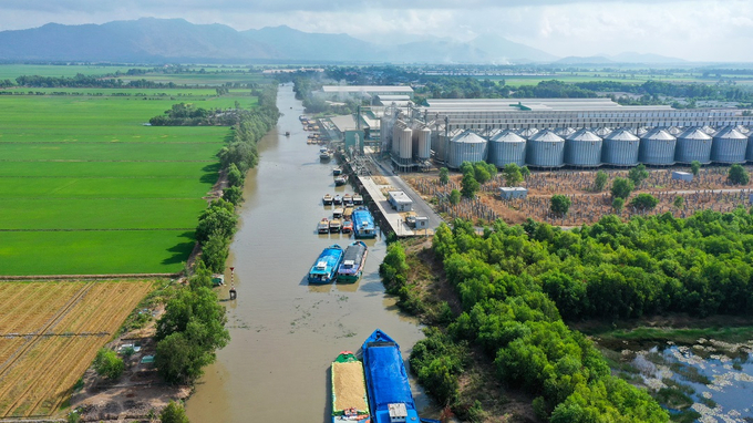 Hanh Phuc Rice Mill is located in the key rice growing area of ​​the Mekong Delta.