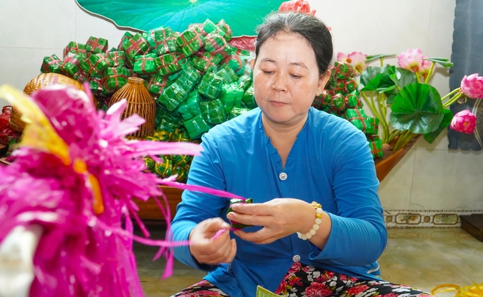 Nghề làm Nem Lai Vung (Đồng Tháp) trở thành Di sản văn hóa phi vật thể quốc gia, tạo ra giá trị lịch sử, văn hóa, kinh tế cho người dân nông thôn. Ảnh: Kim Anh.