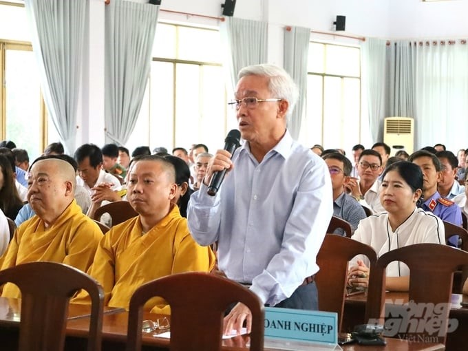 Mr. Pham Thai Binh, a voter for Trung An High-Tech Farming Joint Stock Company, expressed difficulties when businesses have not been able to access long-term loan capital to implement the 1 million hectares of high-quality rice project. Photo: Kim Anh.