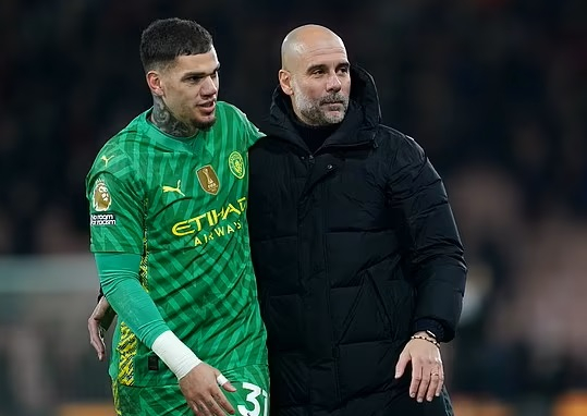 Thủ thành Ederson hết duyên với Man.City?