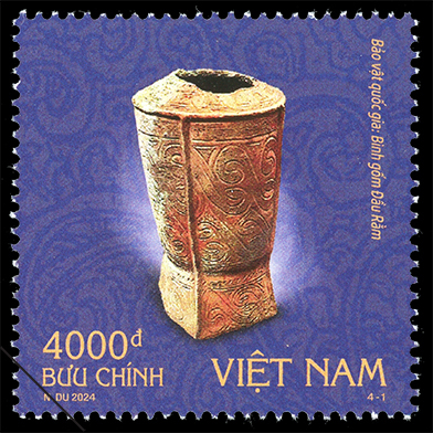 Bình gốm Đầu Rằm.