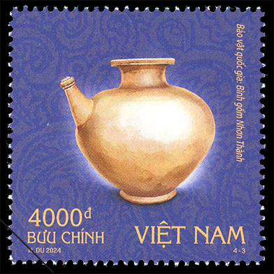 Bình gốm Nhơn Thành.