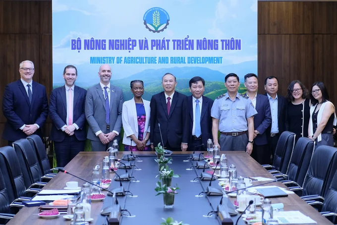 INL representatives acknowledged the MARD's proposals to support the enforcement of fisheries laws in the coming time. Photo: Tung Dinh.