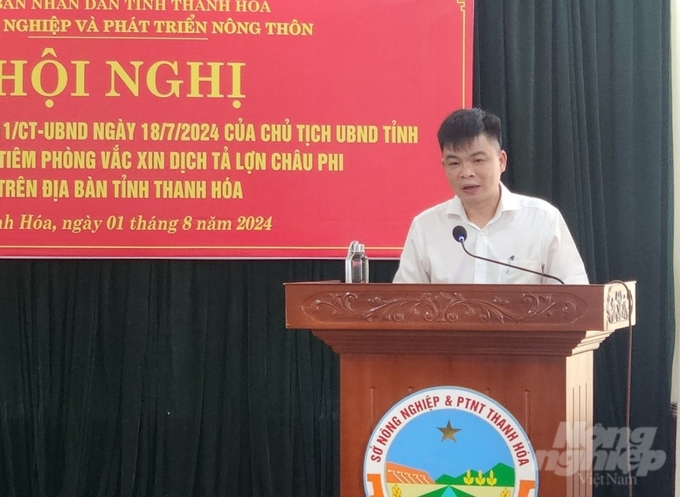 Ông Đặng Văn Hiệp, Chi cục trưởng Chi cục Chăn nuôi và Thú y Thanh Hóa phát biểu tại hội nghị. Ảnh: Quốc Toản.