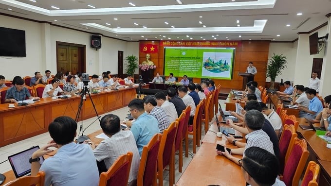 On July 31, the Ministry of Agriculture and Rural Development organized a conference to disseminate laws in the forestry sectors to remove obstacles in Decree No. 91/2024/ND-CP. Photo: Bao Thang.