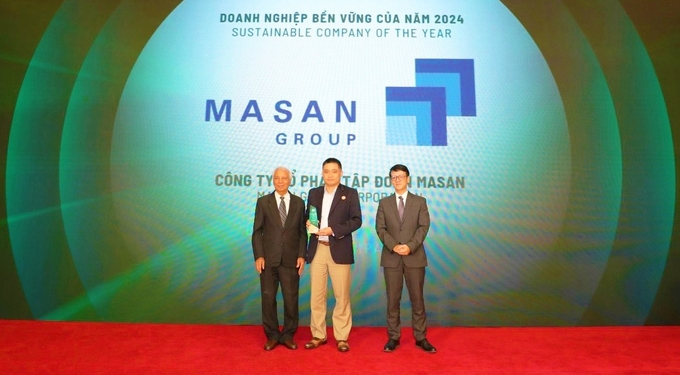 Đạt cả 3 yếu tố ESG, Masan Group - đơn vị dẫn đầu Khối Doanh nghiệp Niêm yết được vinh danh Top 50 Doanh nghiệp phát triển bền vững tiêu biểu Việt Nam 2024.