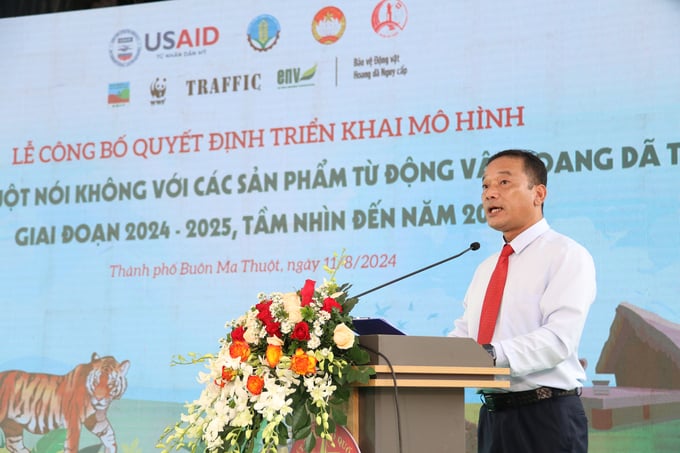 Y Giang Gry Nie Knong, Chairman of the Dak Lak Provincial Fatherland Front Committee, affirmed that the local government is committed to enhancing awareness regarding wildlife protection. Photo: Quang Yen.