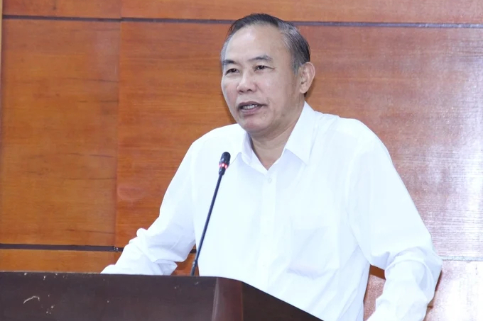 Mr. Phung Duc Tien: To develop pig farming, it is necessary to strengthen the prevention and combat of pig smuggling across the border. Photo: Trung Quan.