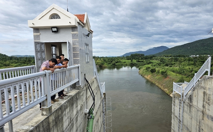 Tỉnh Bình Thuận cần đầu tư xây dựng thêm hồ thủy lợi đa mục tiêu. Ảnh: KS.