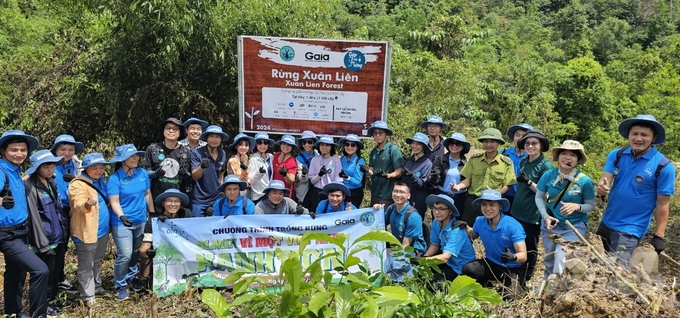 Chương trình có sự tham gia của 30 bạn trẻ là nhân viên và khách hàng của Công ty TNHH Olmix Asialand Việt Nam. Ảnh: Quốc Toản.