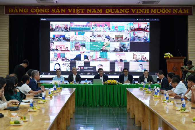 On August 16, the seminar 'Carbon credits and human resources for the carbon market' was held at the School of Policy and Rural Development. Photo: Thanh Thuy.