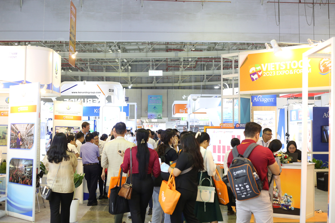 Vietstock can bring about technology transfers and new cooperation, and discussions between government, organisations and businesses to together promote the development of the industry. Photo: Hong Tham.