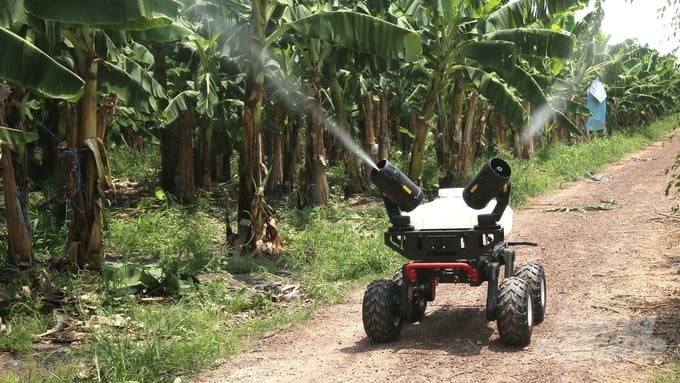 Many modern equipment and technologies have been researched and effectively applied in production at Unifarm. Photo: Hong Thuy.