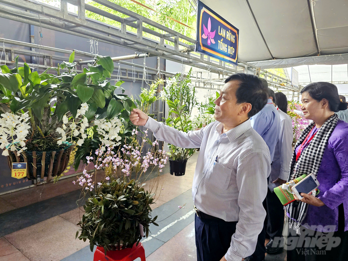 Hội thi và triển lãm hoa lan được tổ chức nhằm tạo điều kiện giao lưu, chia sẻ, trao đổi kinh nghiệm giữa các nghệ nhân, chủ nhà vườn trồng lan trong và ngoài TP Cần Thơ, góp phần nâng cao chất lượng trồng, chăm sóc và thưởng ngoạn hoa lan.