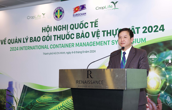 Ông Huỳnh Tấn Đạt, Cục trưởng Cục Bảo vệ thực vật, phát biểu khai mạc Hội nghị.