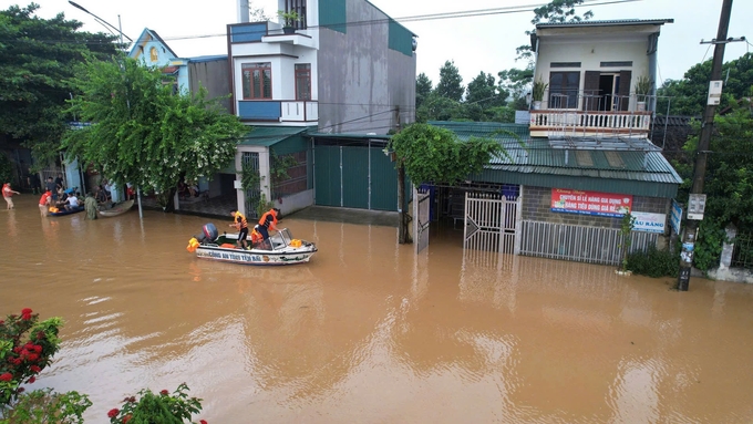 Dự báo ảnh hưởng của bão lũ còn diễn biến phức tạp, khó lường.